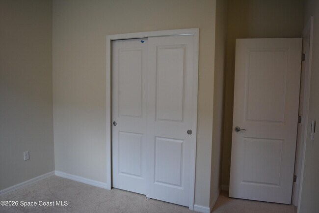 Building Photo - 5039 Sunnytime St