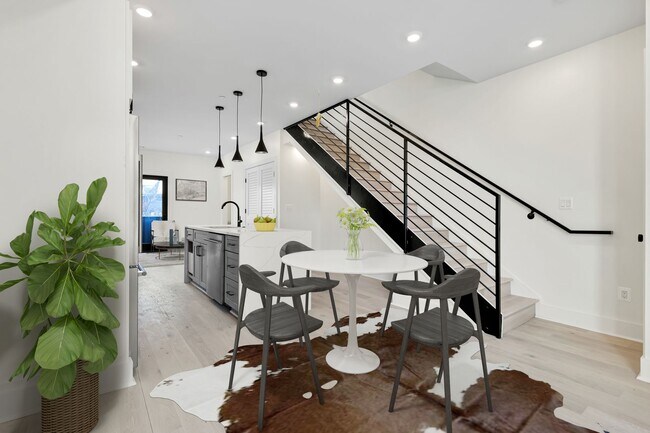 Building Photo - 1504 N Capitol St NW  # 302