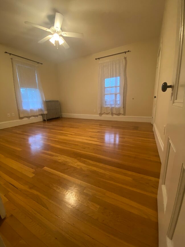 Building Photo - 224 Ashmont St