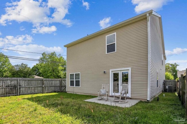 Building Photo - 499 Portside Dr