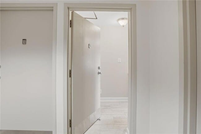 Building Photo - 2285 Peachtree Rd NE
