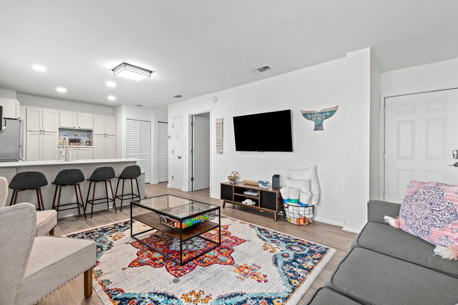 Building Photo - 4000 Gulf Terrace Dr