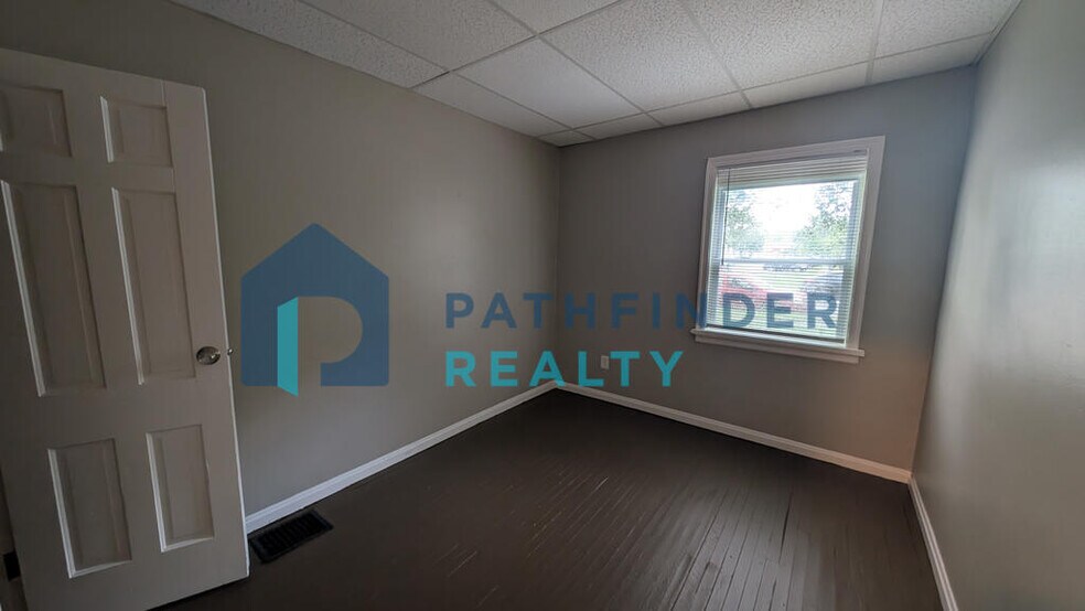 Building Photo - 408 Wallace Dr