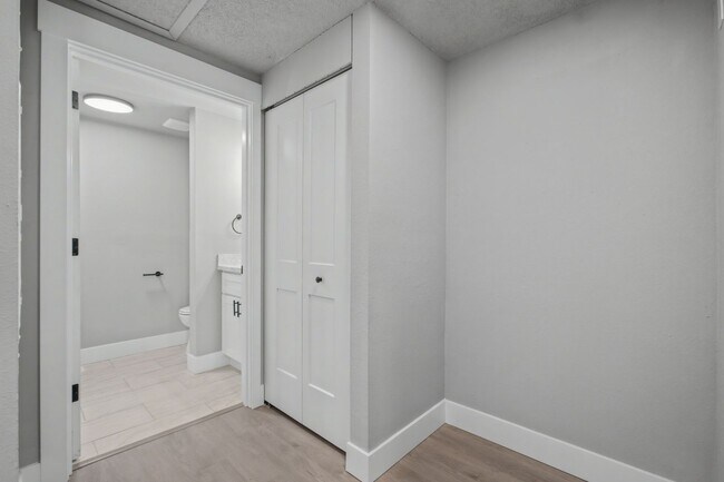 Building Photo - 332 Birch