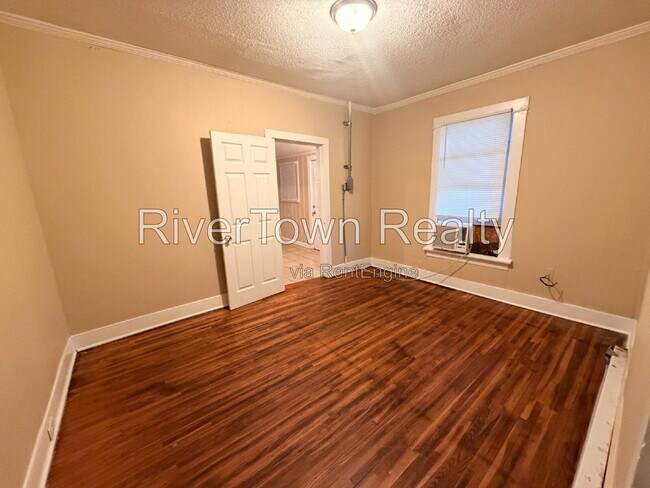 Building Photo - 3532 Kallaher Ave