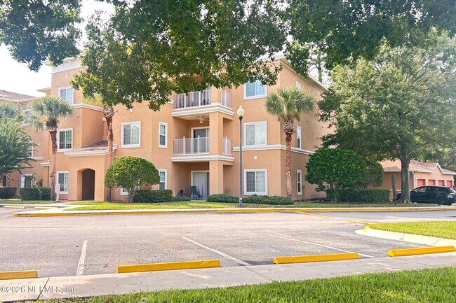 Building Photo - 535 Florida Club Blvd