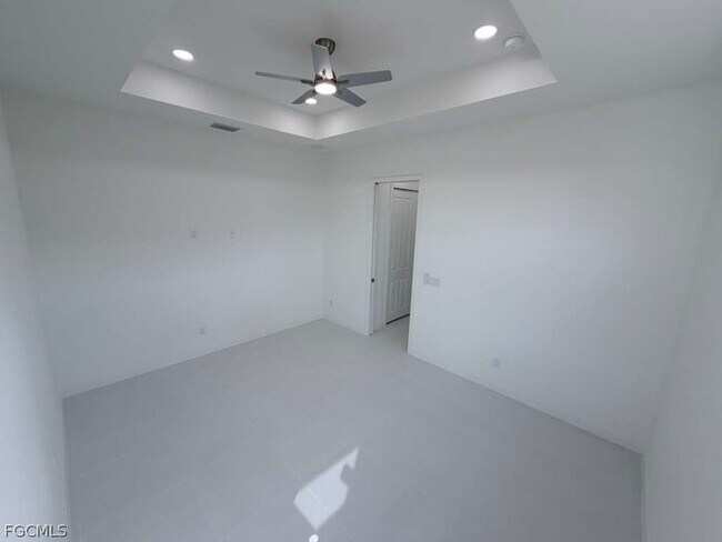 Building Photo - 477 Rayford St