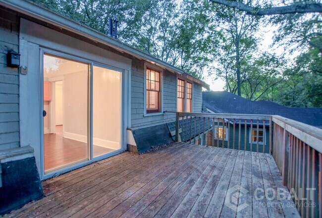 Building Photo - 1326 North Avenue NE