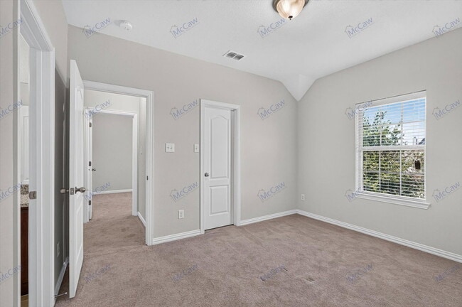 Building Photo - 1314 Torrington Ln