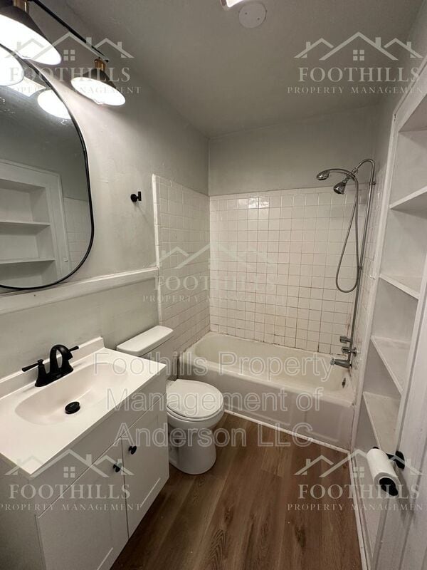 Building Photo - 611 Bonham Ct