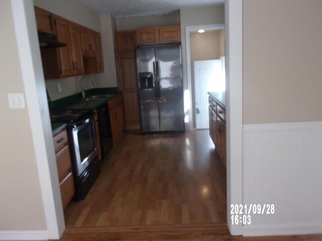 Building Photo - 4075 Kenneth Rd