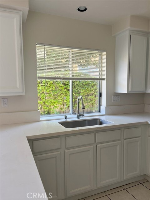 Building Photo - 5 Parthenia