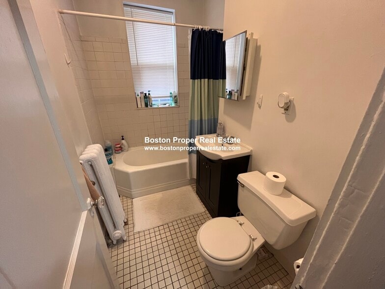 Building Photo - 50 Charlesgate E