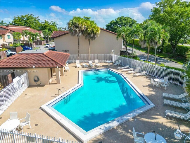 Building Photo - 14260 SW 57th Ln