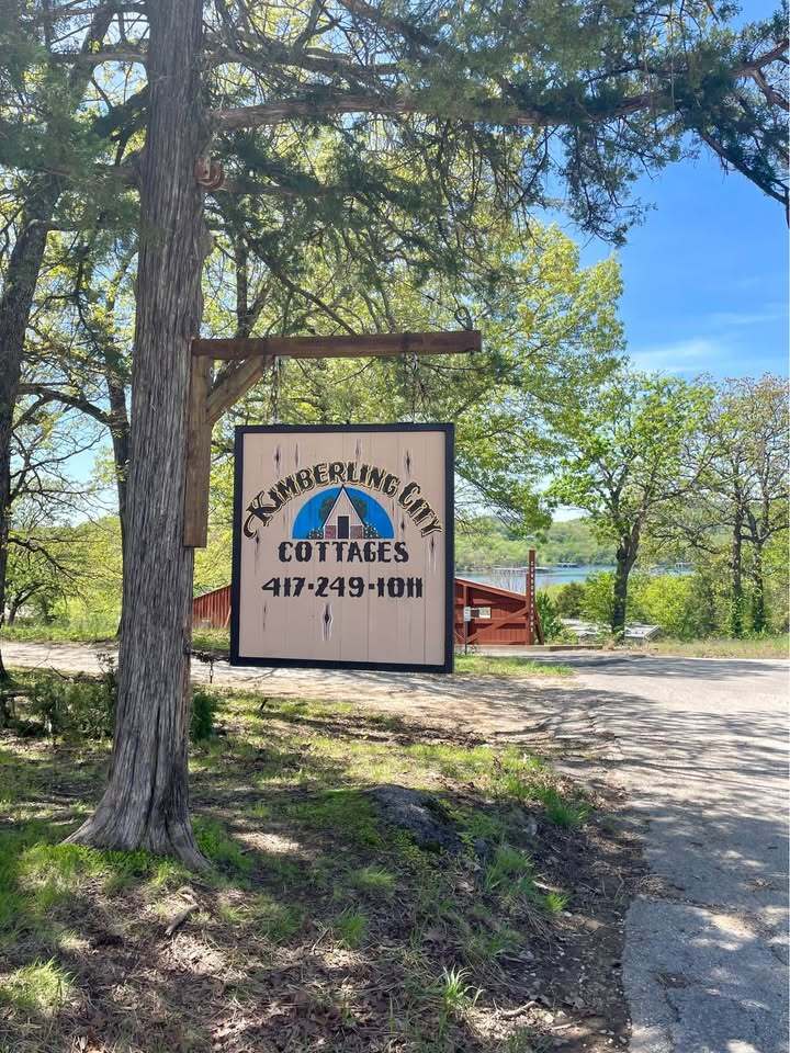 Building Photo - 136 Kimberling City Ctr Ln