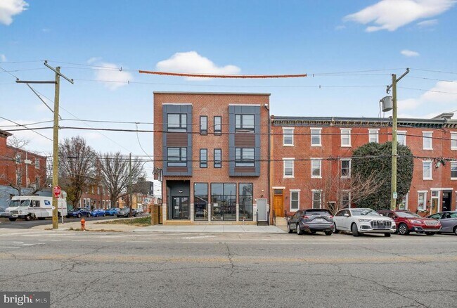 Building Photo - 2333 E York St