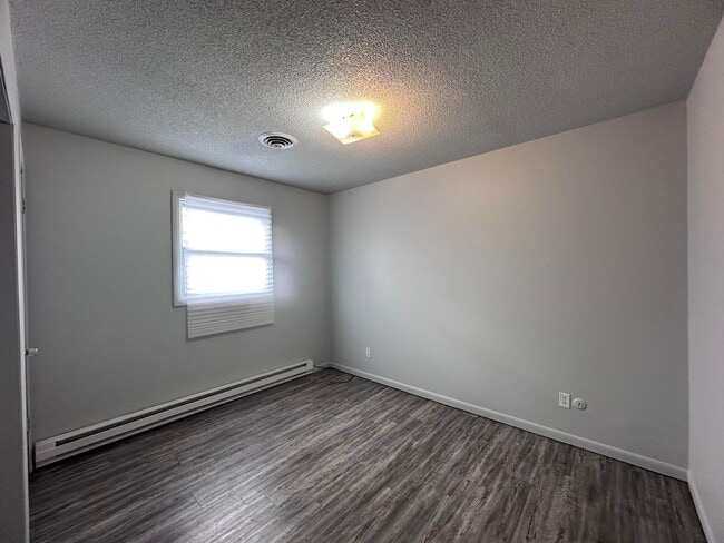 Building Photo - 1214.5 James-