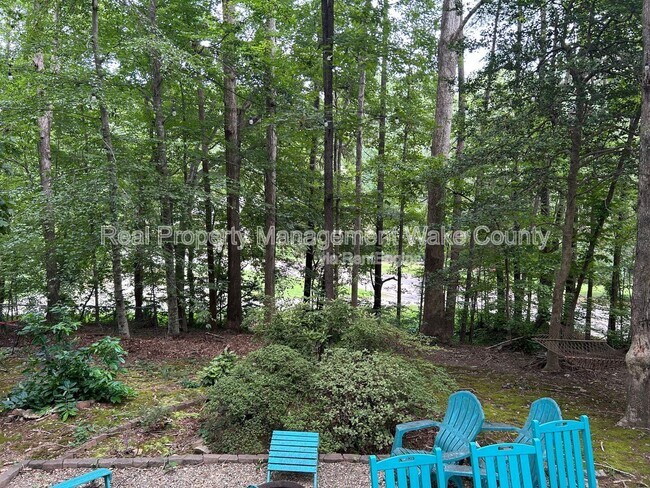 Building Photo - 4500 Connell Dr