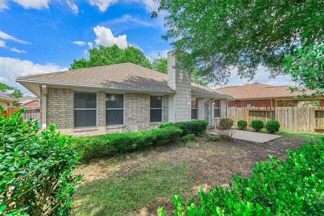 Building Photo - 2610 Braley Park Ln