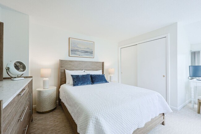 Building Photo - New for 2025! Newly Renovated Winter Rental at the Thorwald Condos