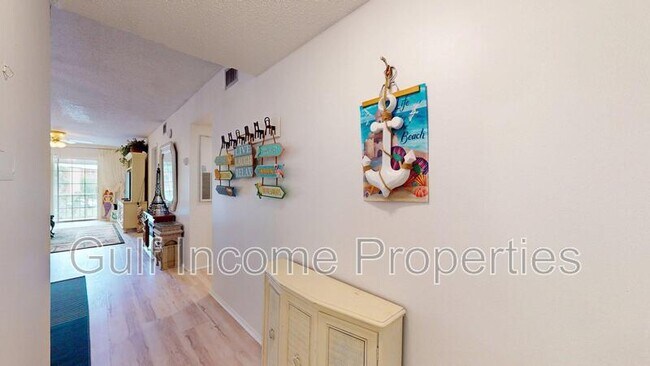 Building Photo - 4149 Heron Way