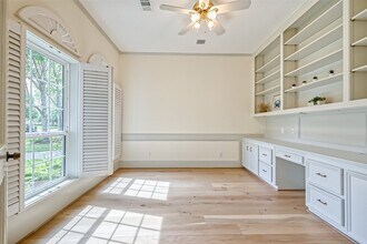Building Photo - 13719 Ashley Run