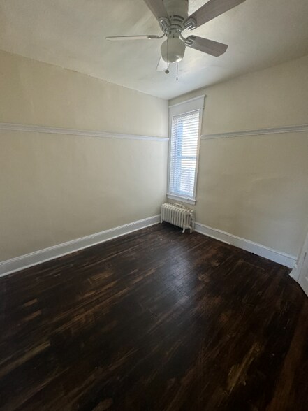 Building Photo - 1537 S Bailey St