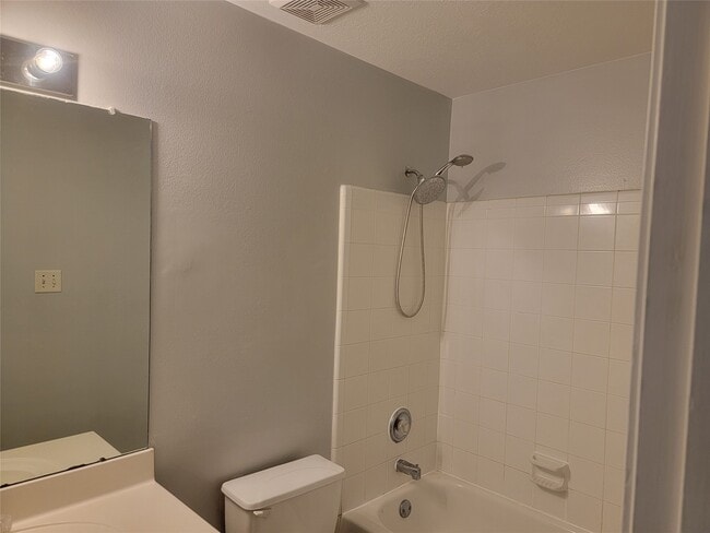 Building Photo - 17054 Applecross Ln