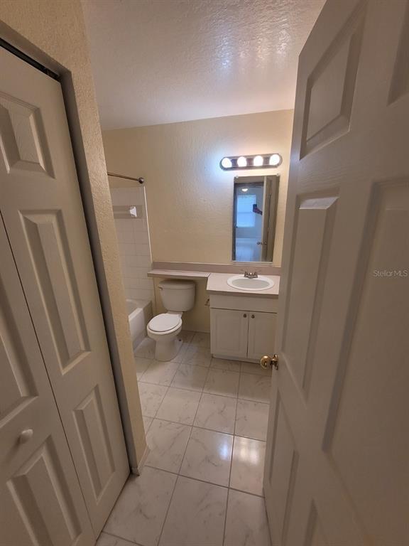 Building Photo - 36321 Stonewood Ln