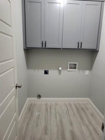 Building Photo - 2751 E 1st St