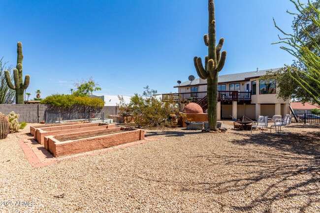 Building Photo - 15604 E Mustang Dr