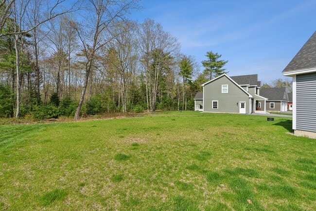 Building Photo - 2 Lodge Dr