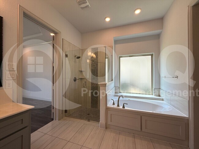 Building Photo - 14697 Valley Trl