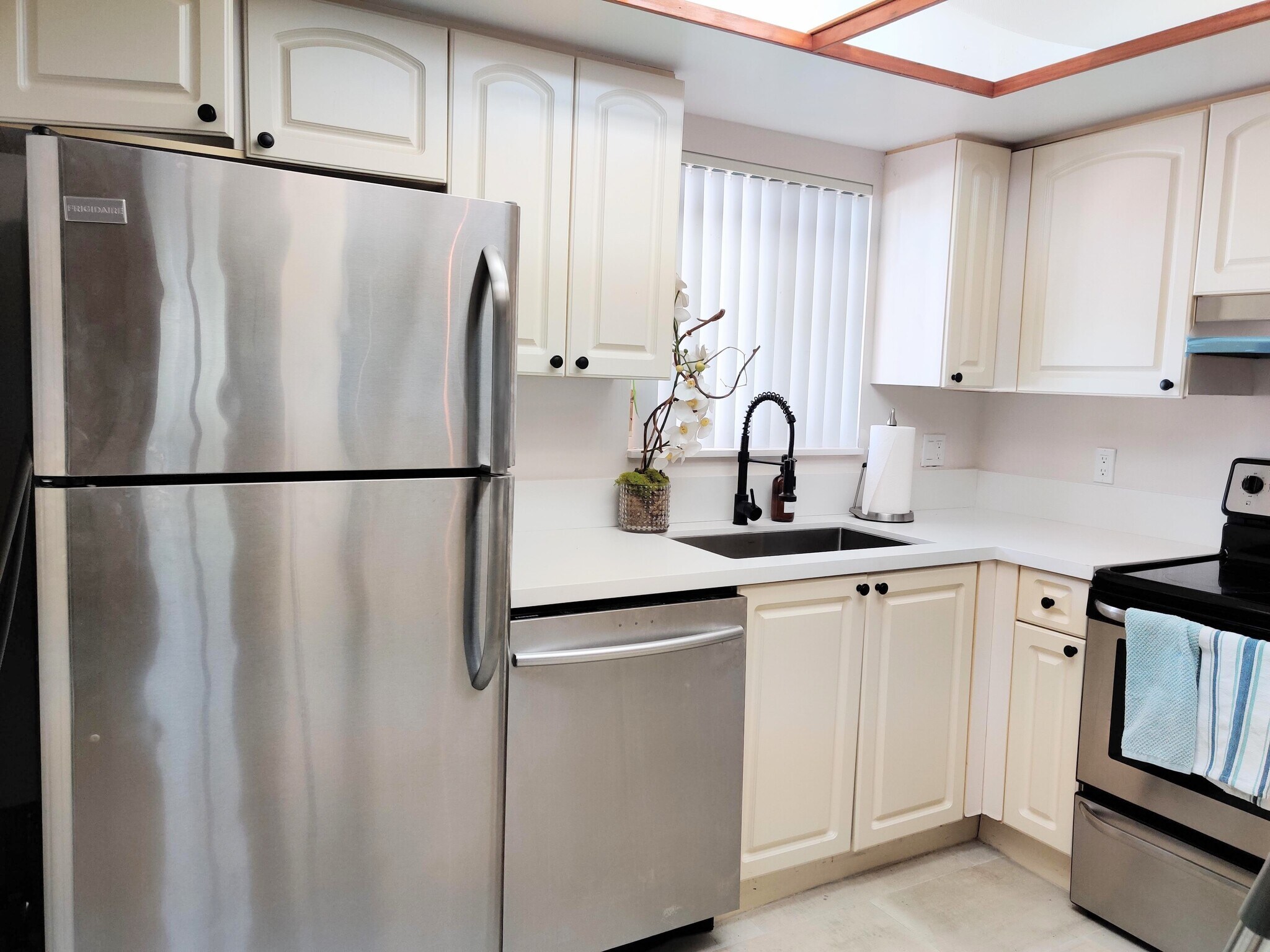 Kitchen - 269 NW 7th St