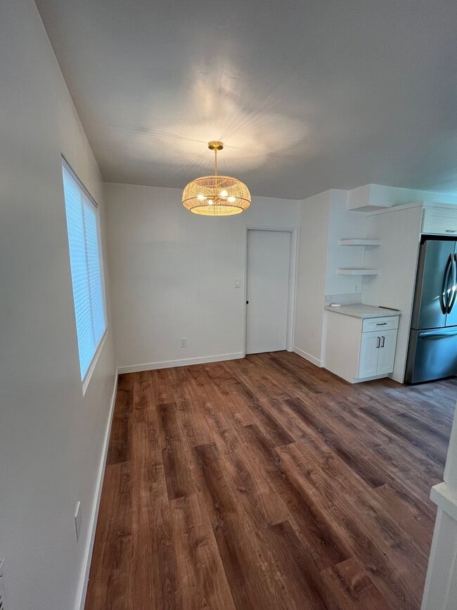Building Photo - STUNNING 3BD/2BA ON CORONADO ISLAND! -2 BL...