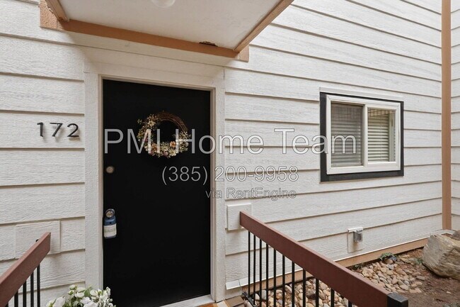 Building Photo - 5630 Meadow Ln