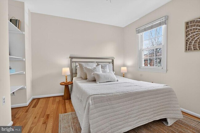 Building Photo - 6015 Ticonderoga Ct