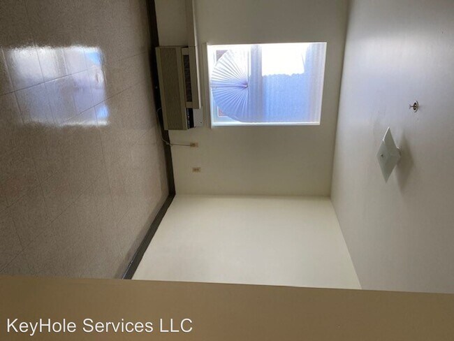 Building Photo - 1200 N Collington Ave