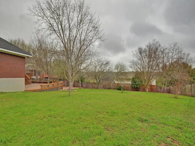 Building Photo - 7500 Canna Cove