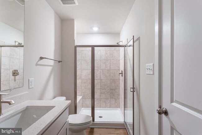 Building Photo - 236 MATILDA