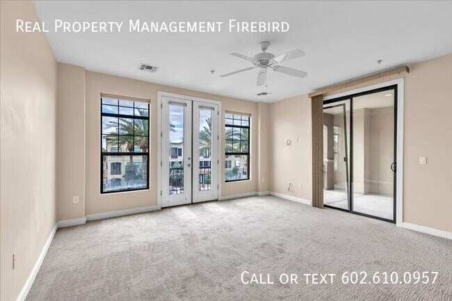 Building Photo - 7297 N Scottsdale Rd