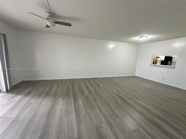 Building Photo - 12850 SW 4th Ct