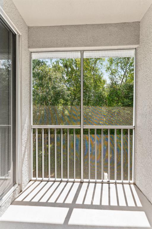 Building Photo - 14055 Waterville Cir