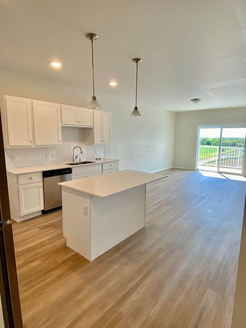 Interior Photo - Deep Haven