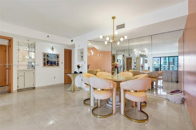 Building Photo - 1201 S Ocean Dr