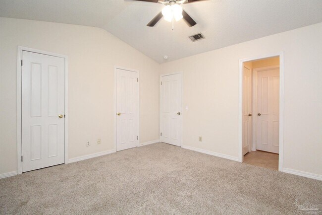 Building Photo - 10150 Vixen Pl