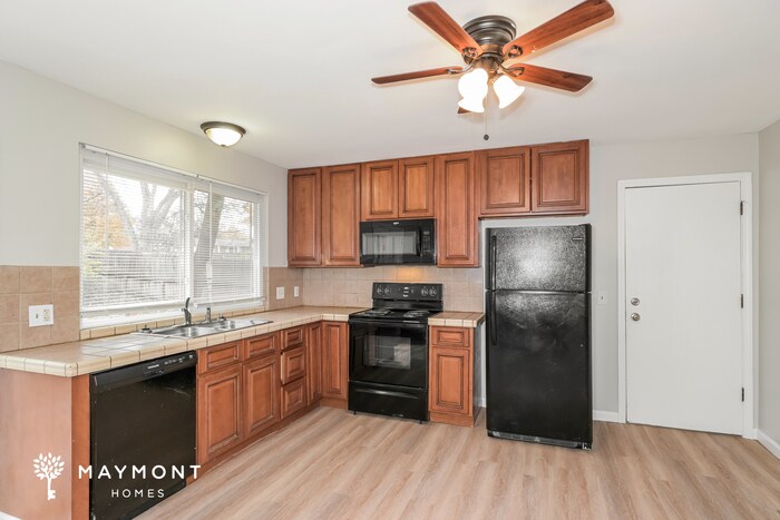 Building Photo - 93 Jane Dr