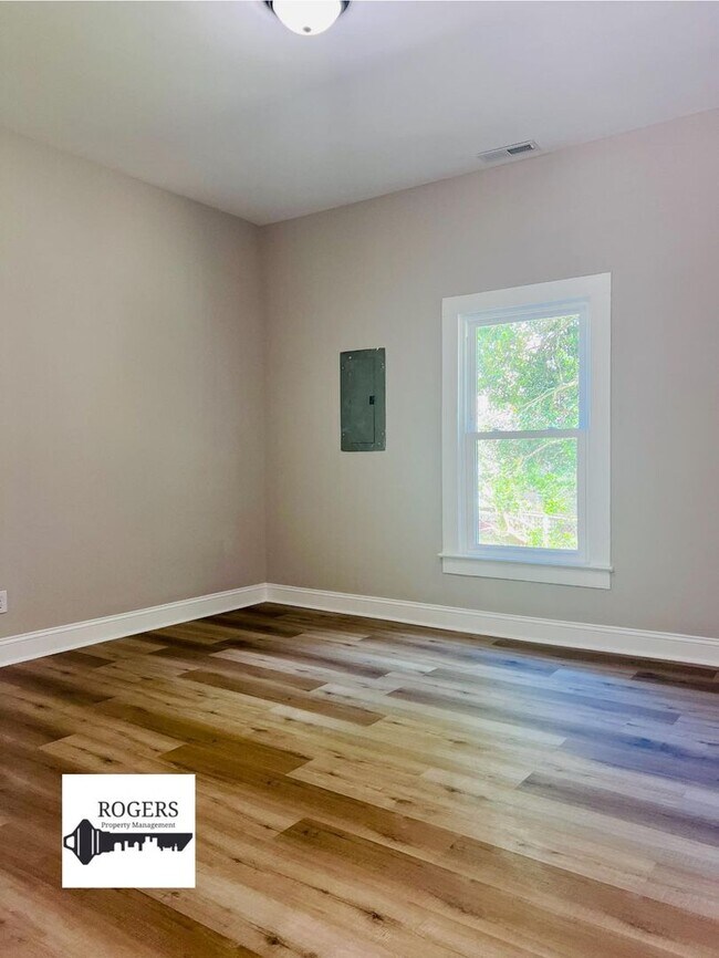 Building Photo - Four BR Available in Creedmoor