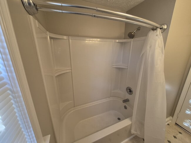 Building Photo - 1120 Wellons Dr