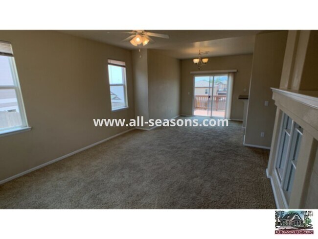 Building Photo - 2 Story Home in Stetson Hills